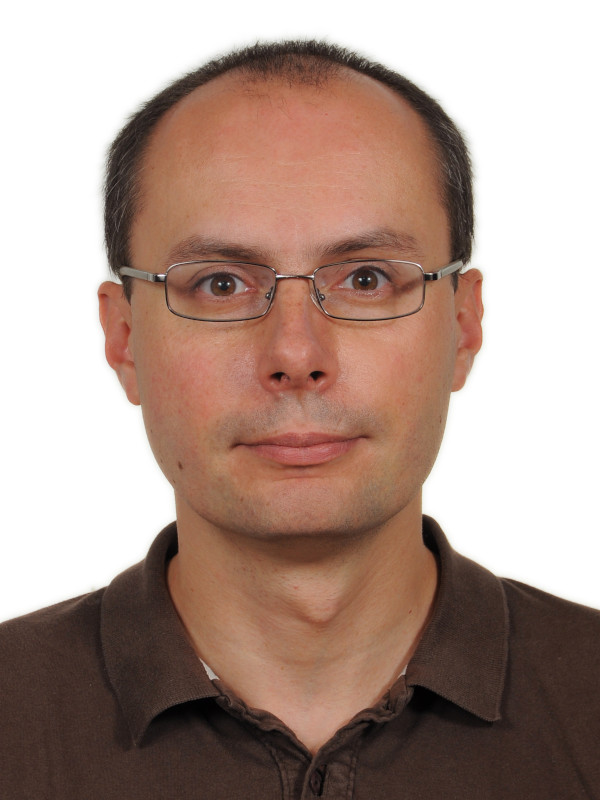 dr inż. Szymon Jakubiak